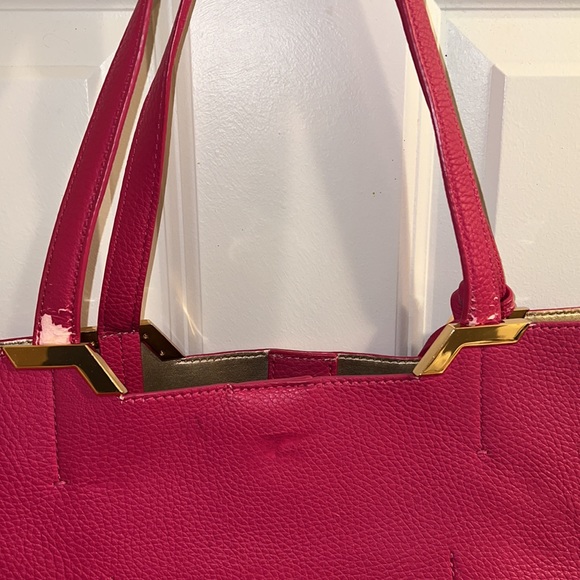 Fushia lauren Ralph Lauren tote flawed - Picture 9 of 15